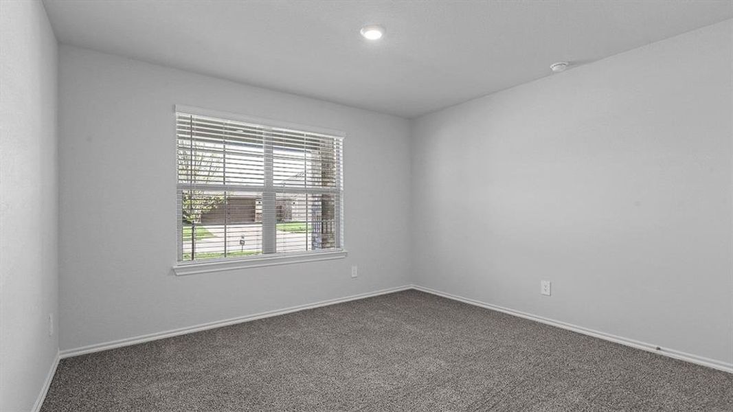 Spacious, unfurnished interior of a new home in Highlands at Chapel Creek, Fort Worth (Image 28).