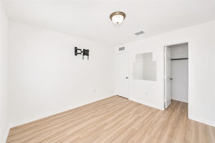 Spacious, unfurnished interior of a new home in , Denton (Image 25). Spacious, unfurnished interior of a new home in , Denton (Image 25).