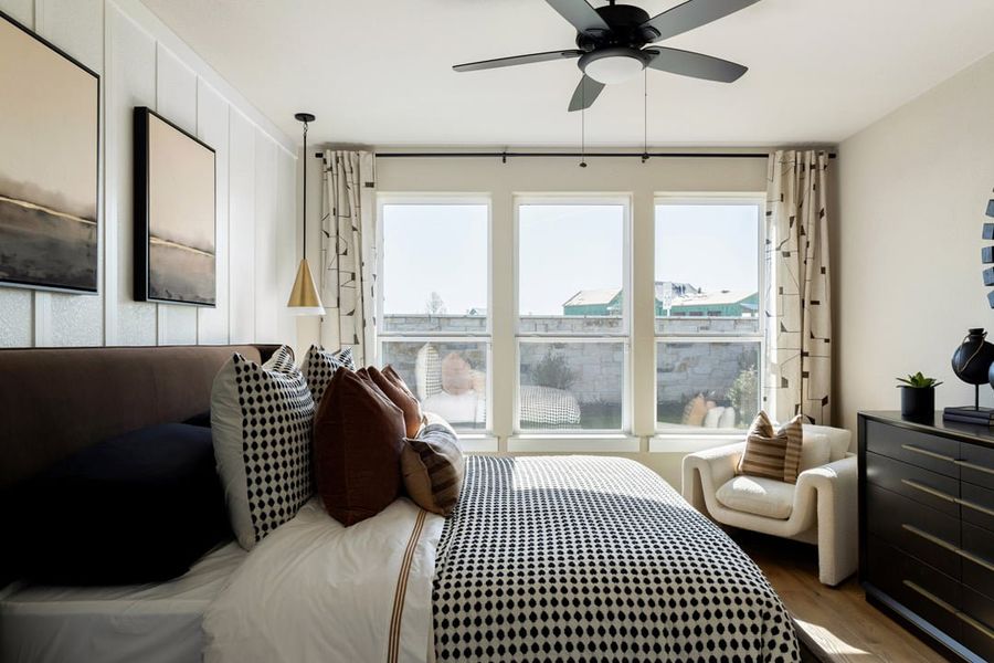 Representative furnished interior of a home built from the Skyview by Tri Pointe Homes in Terrace Collection at Heritage, Dripping Springs (Image 31).