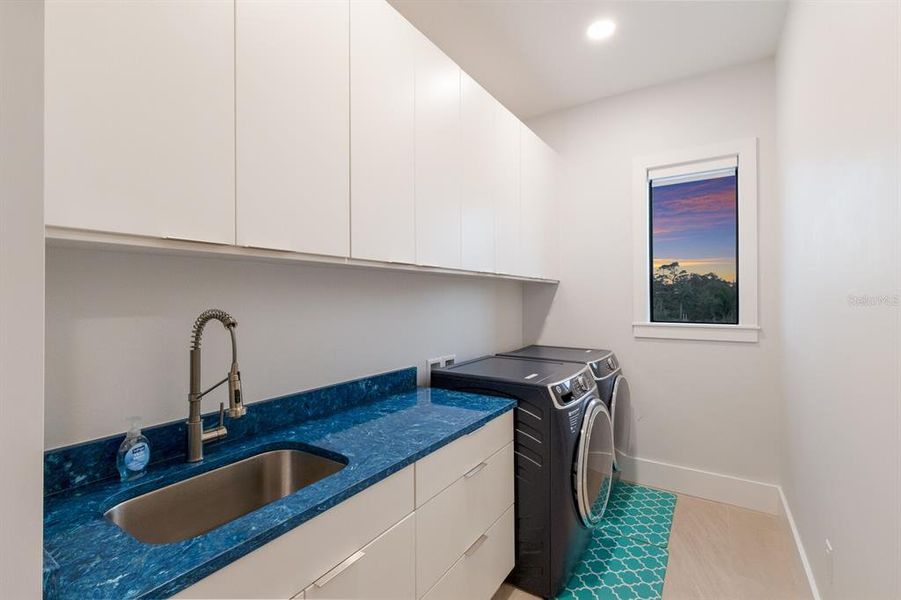 Furnished interior view inside a new home in , Longboat Key (Image 34).