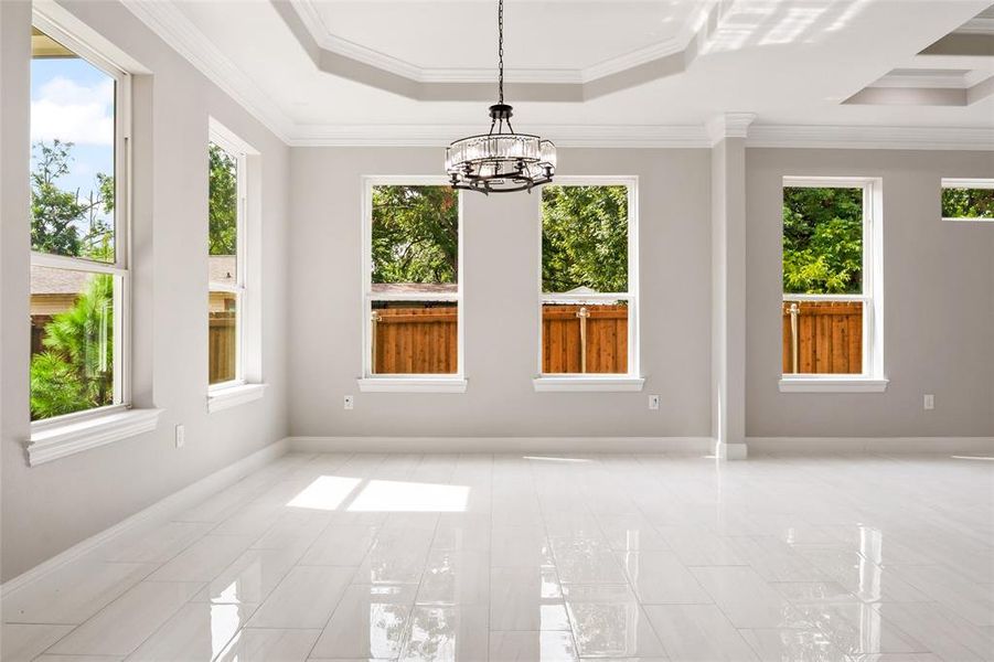 Spacious, unfurnished interior of a new home in , Dallas (Image 11).