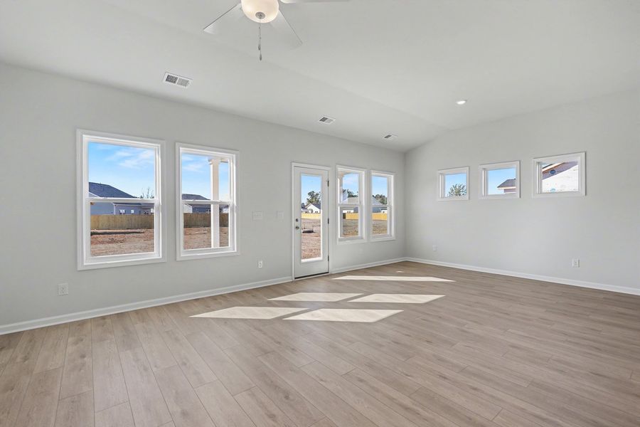 Spacious, unfurnished interior of a new home in Garden Grove, Conway (Image 13).