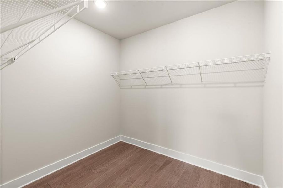 Spacious, unfurnished interior of a new home in , Alpharetta (Image 51).