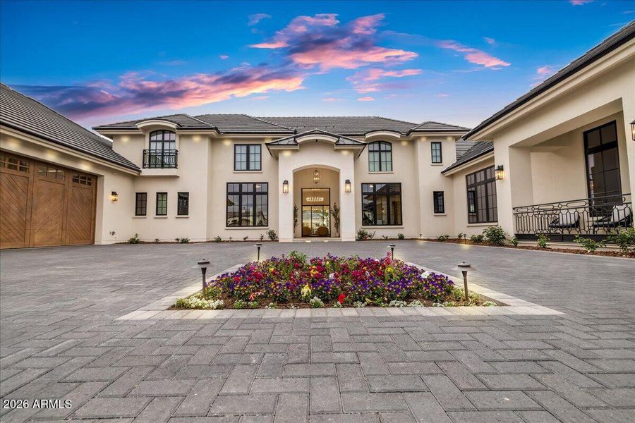 388-IMG_5774_v2 388-IMG_5774_v2