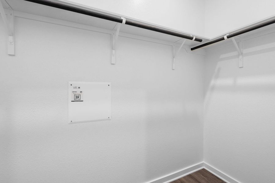 Spacious, unfurnished interior of a new home in Creekhaven, Rosharon (Image 12). Spacious, unfurnished interior of a new home in Creekhaven, Rosharon (Image 12).