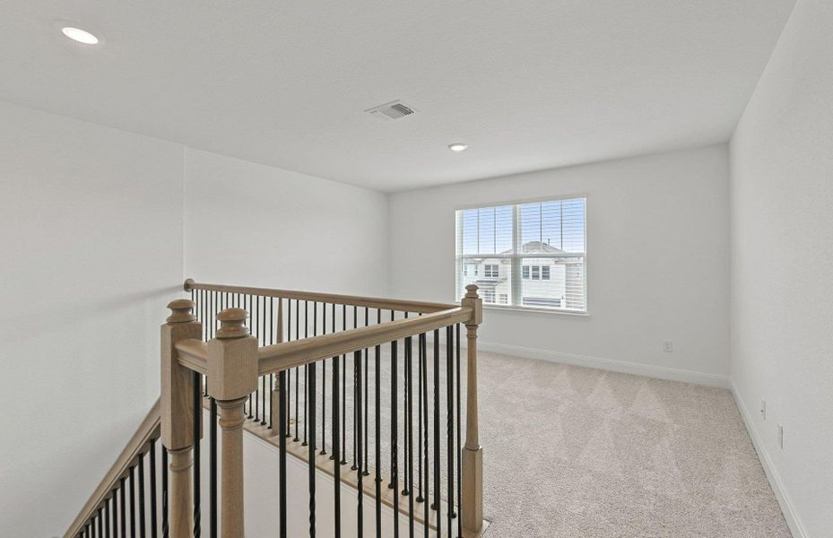 Spacious, unfurnished interior of a new home in Patterson Ranch, Georgetown (Image 15).