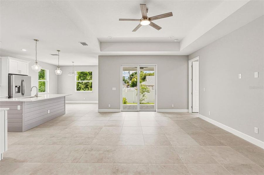 Spacious, unfurnished interior of a new home in , Rotonda West (Image 31).