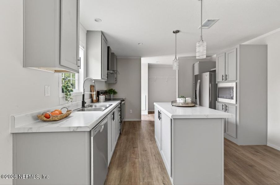 Furnished interior view inside a new home in , Middleburg (Image 17).