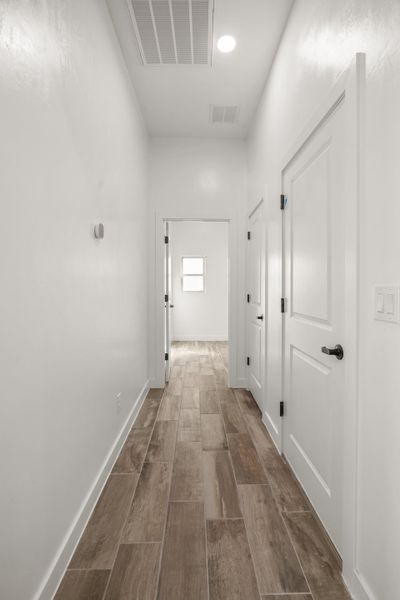 Representative furnished interior of a home built from the Sand Hills by LEH. Homes in Tierra Del Este 90, El Paso (Image 11). Representative furnished interior of a home built from the Sand Hills by LEH. Homes in Tierra Del Este 90, El Paso (Image 11).