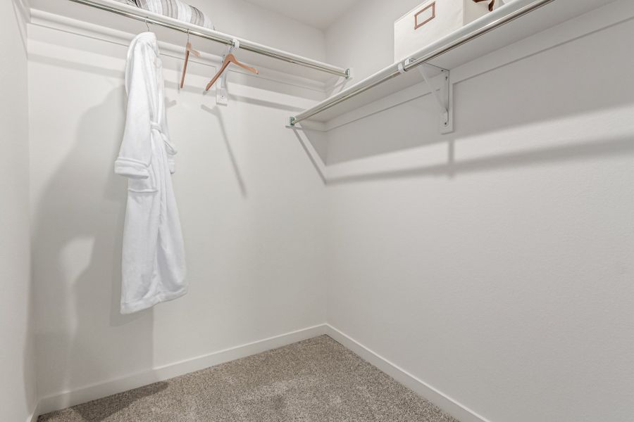 Spacious, unfurnished interior of a new home in Parkside at Victory Ridge, Colorado Springs (Image 20).