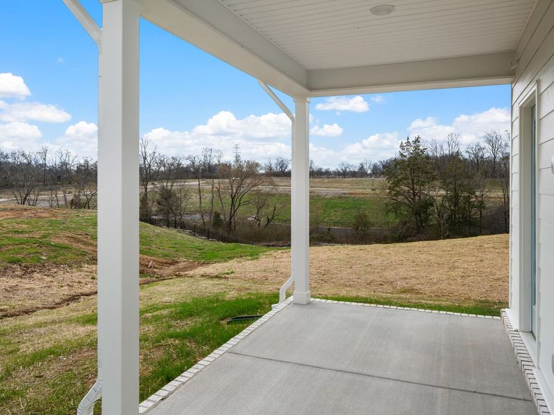 Exterior details and patio area of a home in Woods Crossing, Gallatin (Image 4).