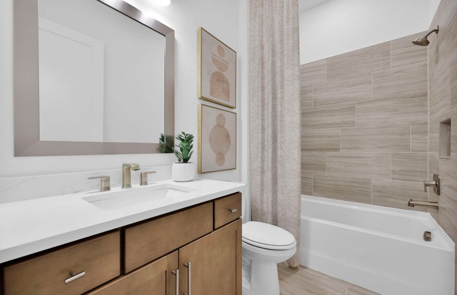 Mahogany | Secondary Bathroom