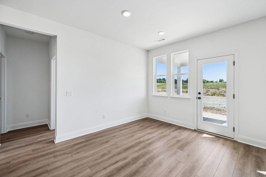 Spacious, unfurnished interior of a new home in Willow Landing, Mount Juliet (Image 28).