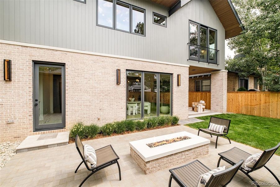 Image 37 of a home in .