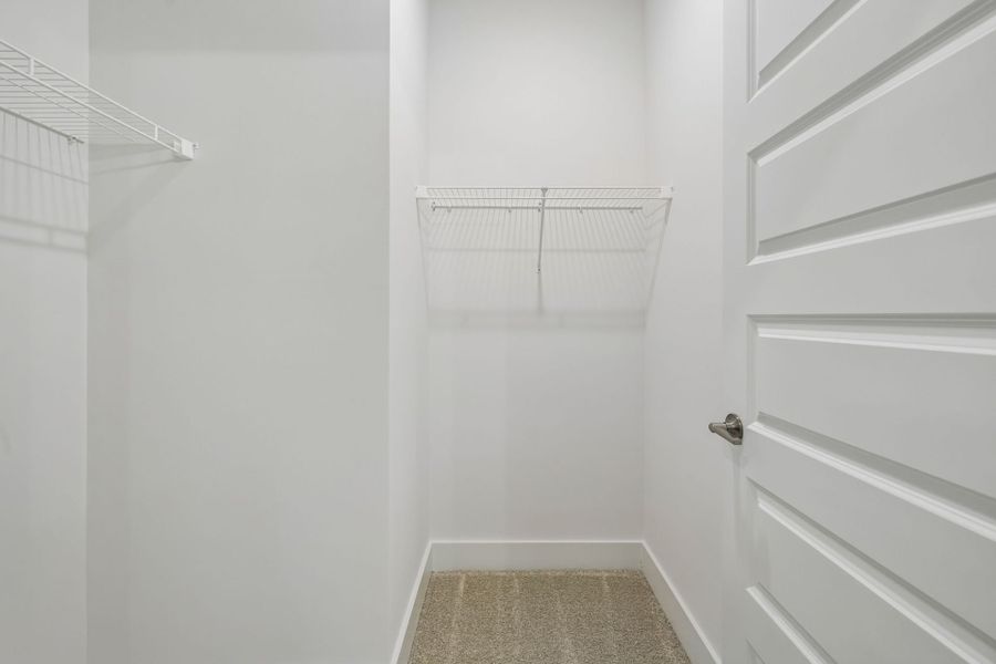 Spacious, unfurnished interior of a new home in Del Webb Barton Village, Lebanon (Image 45).