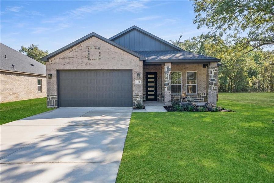 Front exterior of a new home in , Trinidad, TX, highlighting curb appeal (Image 18). Front exterior of a new home in , Trinidad, TX, highlighting curb appeal (Image 18).