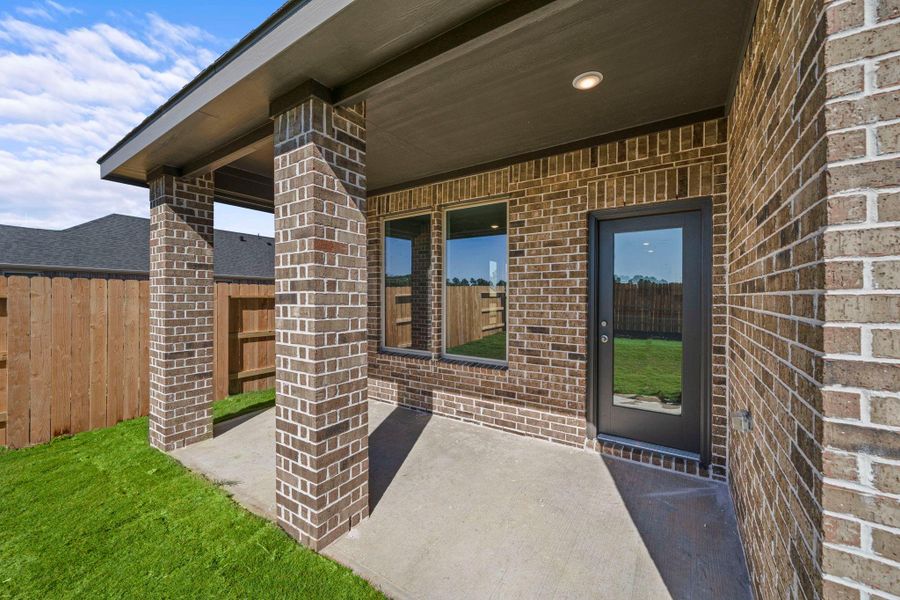 Picture yourself lounging here on a lazy Sunday morning, with the gentle sound of birds chirping and a cup of coffee in hand. Picture yourself lounging here on a lazy Sunday morning, with the gentle sound of birds chirping and a cup of coffee in hand.