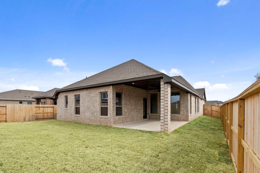 Exterior details and patio area of a home in Escondido, Magnolia (Image 3).
