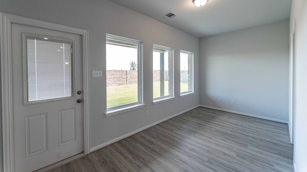 Spacious, unfurnished interior of a new home in Windrose Green, Angleton (Image 18).