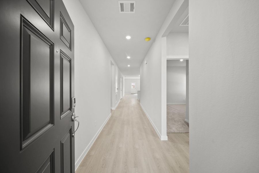 Spacious, unfurnished interior of a new home in Lexington Heights, Willis (Image 13). Spacious, unfurnished interior of a new home in Lexington Heights, Willis (Image 13).