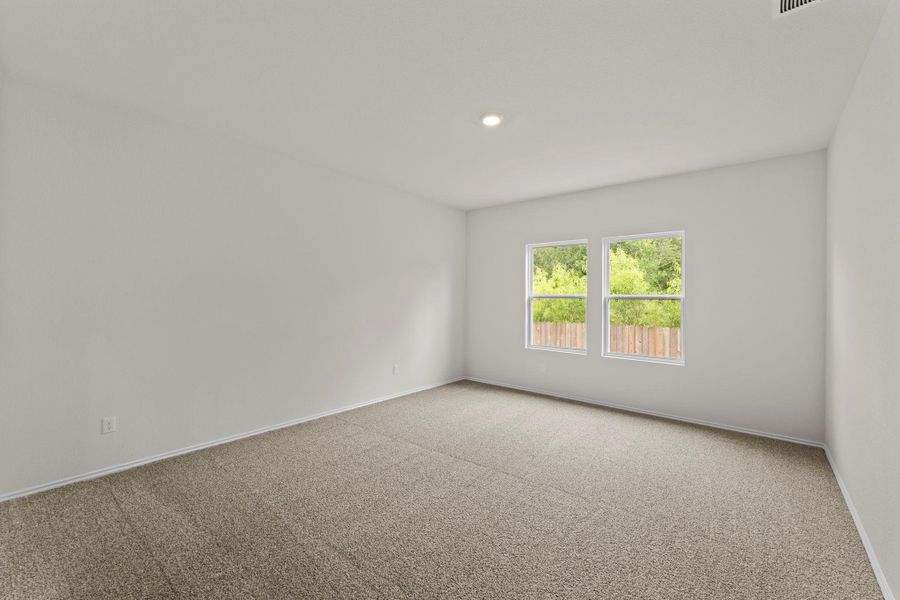 Spacious, unfurnished interior of a new home in Bollinger, Maxwell (Image 22).