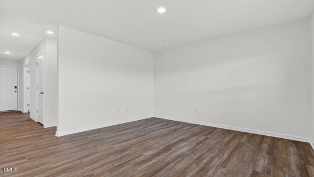 Lawson Glen_Belhaven B_16_Gray_SPEC-021 Lawson Glen_Belhaven B_16_Gray_SPEC-021