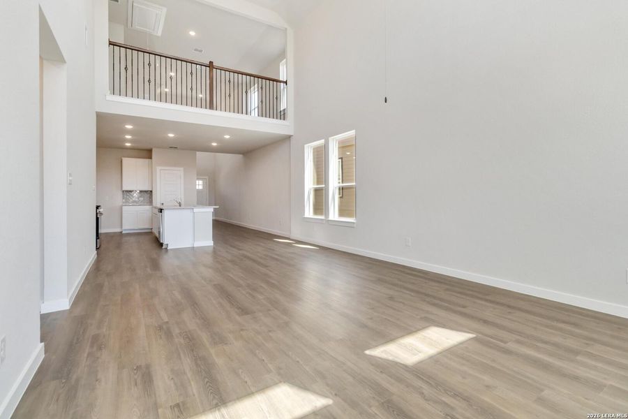 Spacious, unfurnished interior of a new home in Willow Point, San Antonio (Image 31).