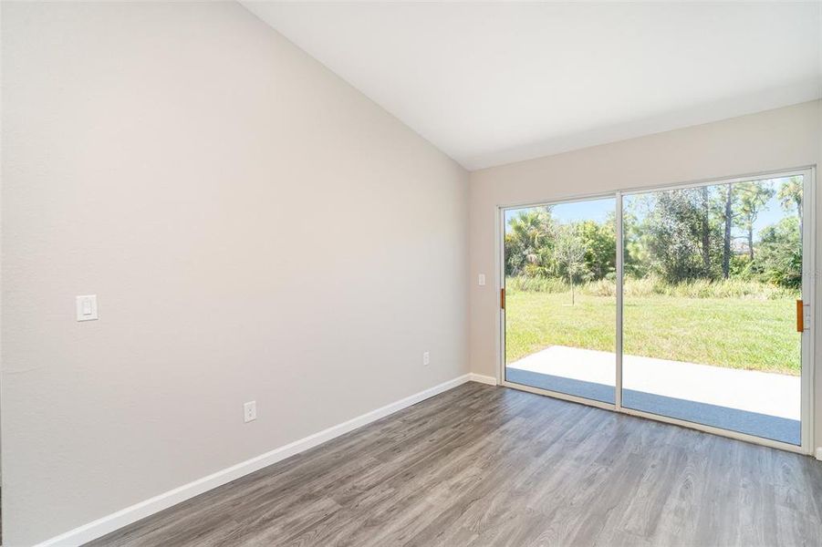 Spacious, unfurnished interior of a new home in , North Port (Image 12).