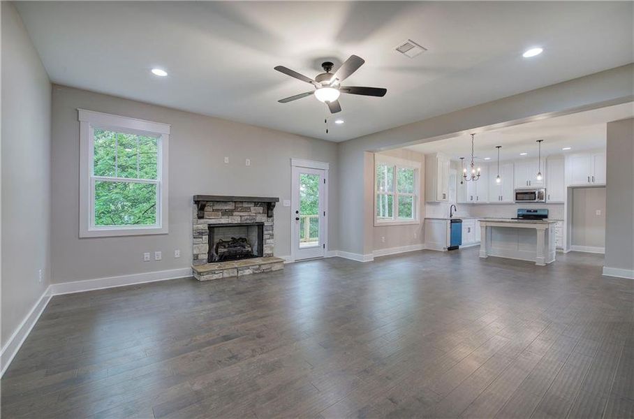 Image 37 of a home in .