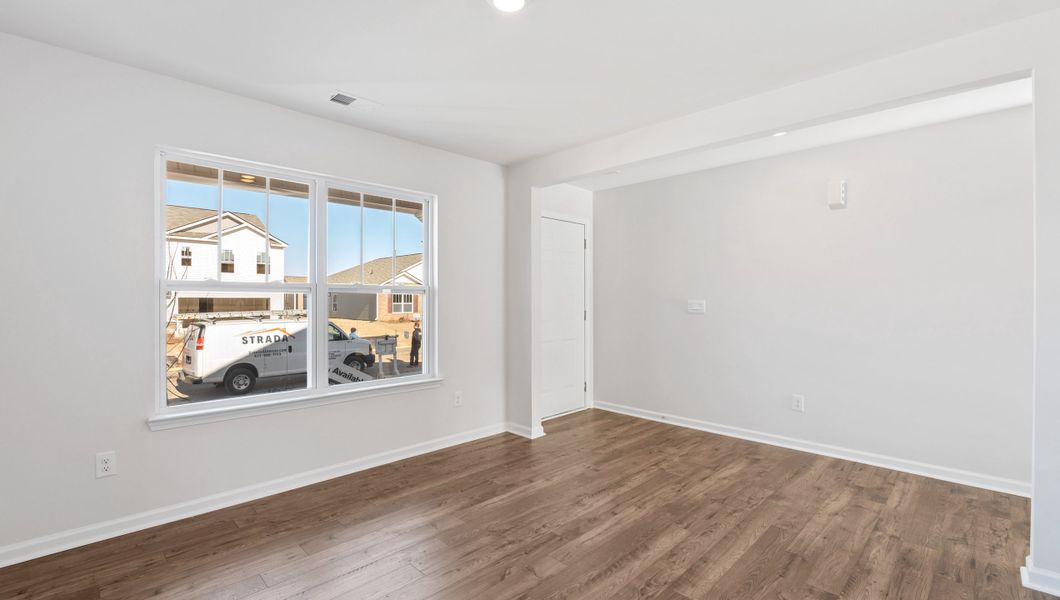 Spacious, unfurnished interior of a new home in Magnolia at the Bluffs Phase 3, Freeport (Image 17).