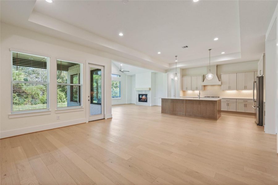 Spacious, unfurnished interior of a new home in Chapel Bend, Montgomery (Image 23).