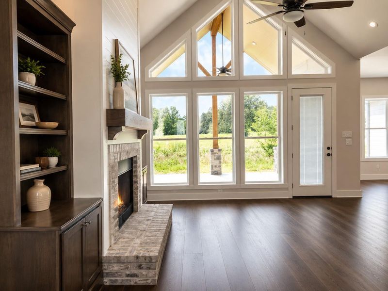 Breathtaking views from the heart of the home.