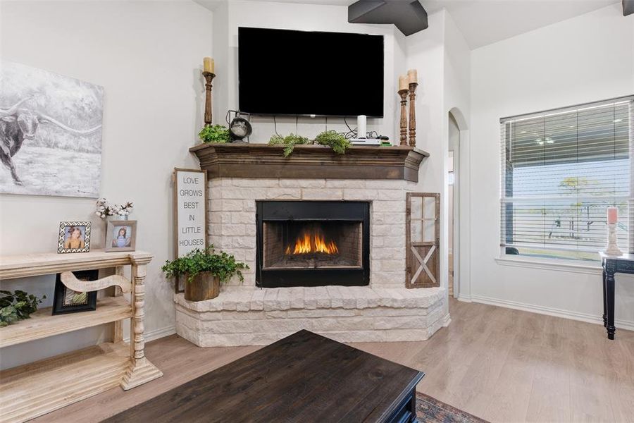 Furnished interior view inside a new home in , Grandview (Image 29).