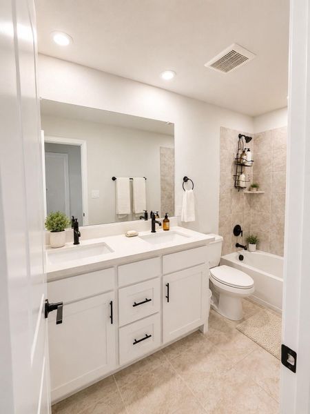Furnished interior view inside a new home in Harvest, Argyle (Image 25).