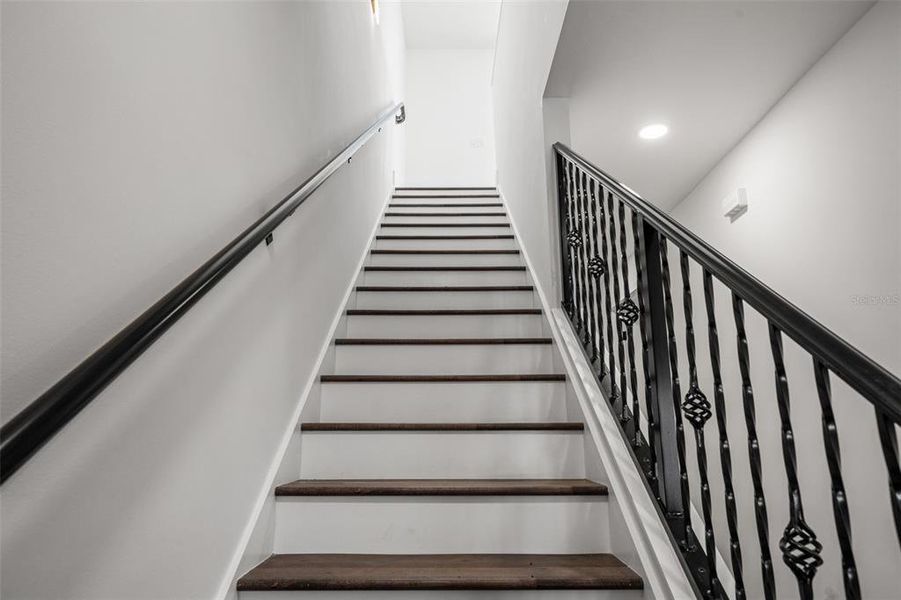 Image 33 of a home in .