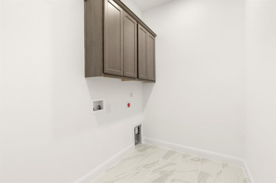 07. 2213 Clairmount - Utility