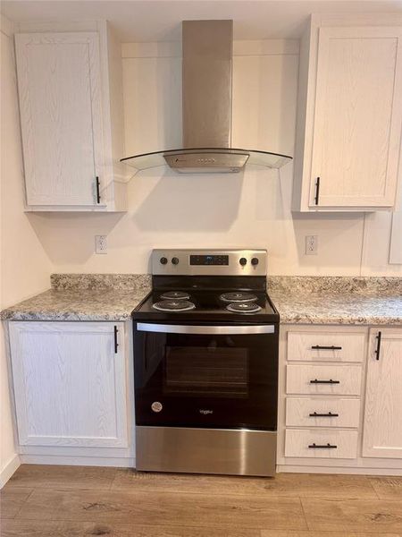 Close-up of interior finishes inside a home in , St. Cloud (Image 32). Close-up of interior finishes inside a home in , St. Cloud (Image 32).