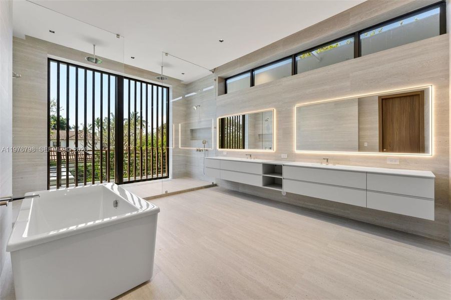 Image 33 of a home in .