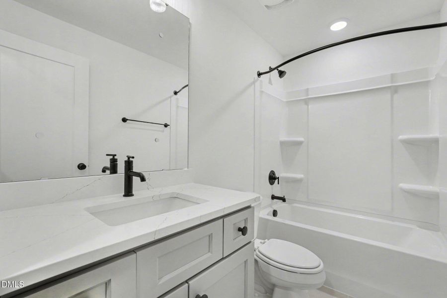 031_jam04803_127 031_jam04803_127