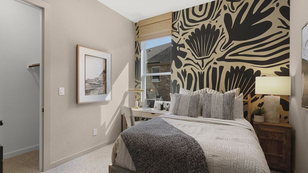 Representative furnished interior of a home built from the Hampton by Chesmar Homes in Crescent Bluff, Georgetown (Image 10).
