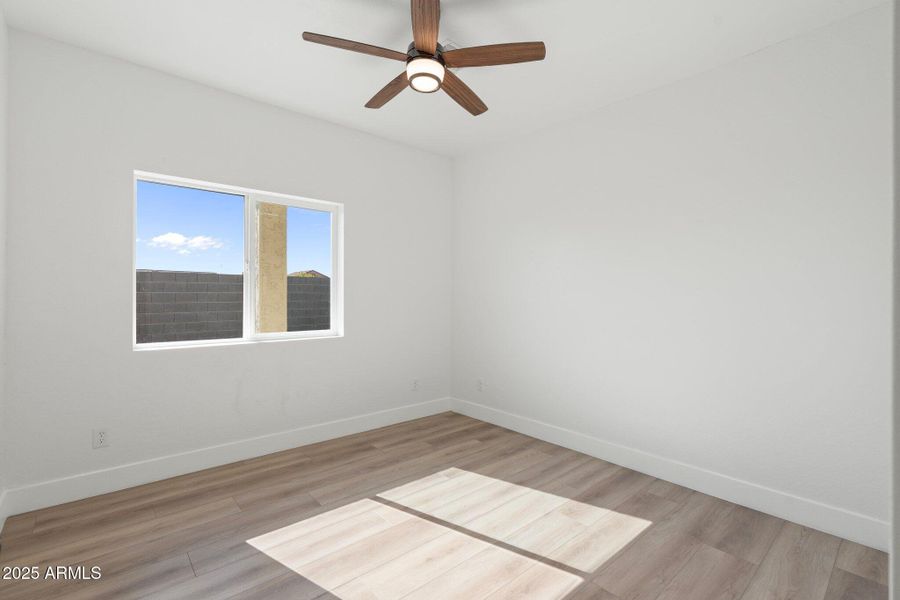 20-web-or-mls-DSC01557 20-web-or-mls-DSC01557