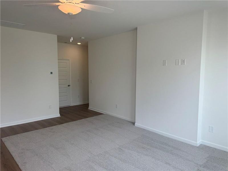 Spacious, unfurnished interior of a new home in Oakhill Estates, Adairsville (Image 11). Spacious, unfurnished interior of a new home in Oakhill Estates, Adairsville (Image 11).