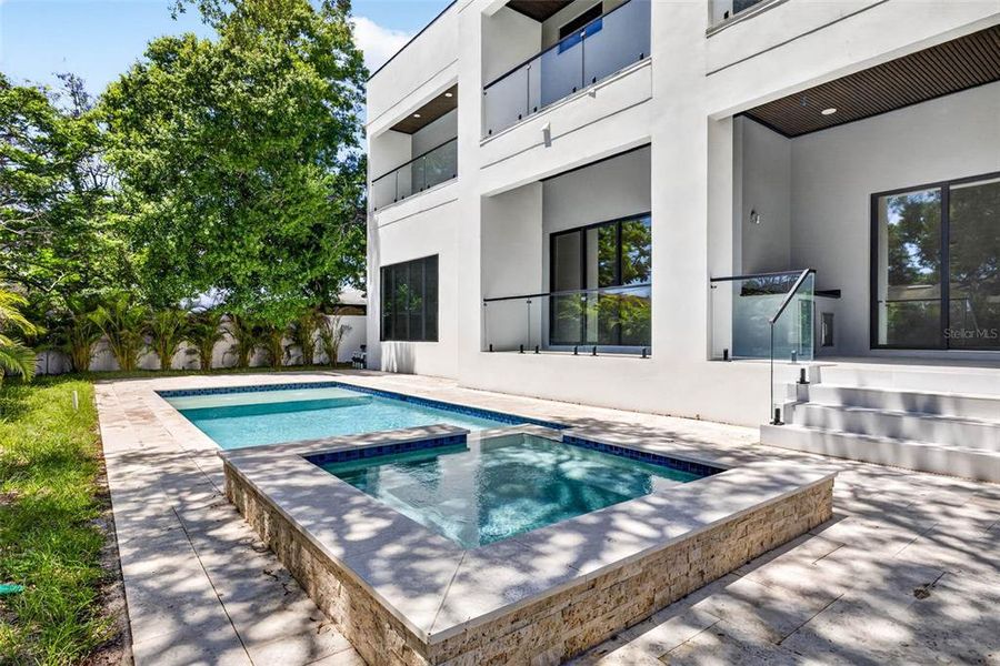 Exterior details and patio area of a home in , Tampa (Image 3).