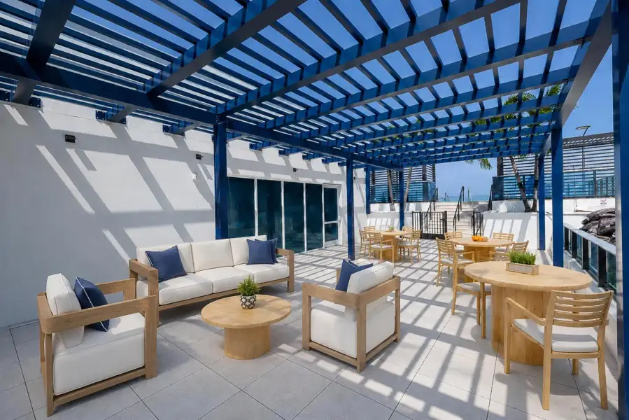 17-Caretta Rooftop Lounge 17-Caretta Rooftop Lounge