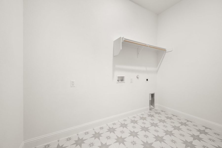 Spacious, unfurnished interior of a new home in Myrtle Creek, Waxahachie (Image 31). Spacious, unfurnished interior of a new home in Myrtle Creek, Waxahachie (Image 31).
