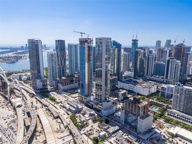Condo located in Miami, FL showcasing its design and architecture (Image 17). Condo located in Miami, FL showcasing its design and architecture (Image 17).