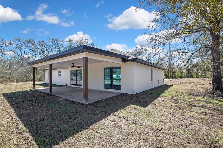 Exterior details and patio area of a home in , Crystal River (Image 31).