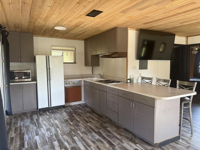 Furnished interior view inside a new home in , Weatherford (Image 5).