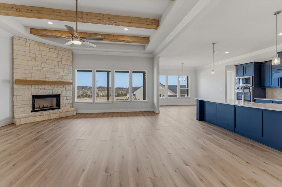 Spacious, unfurnished interior of a new home in Eagle Ridge Estates, Weatherford (Image 19).