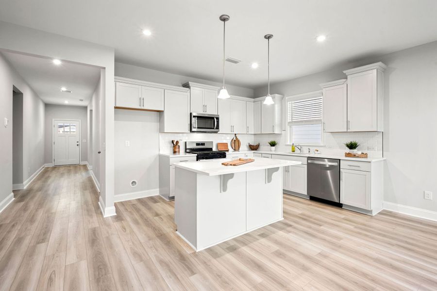 Furnished interior view inside a new home in Salem Bay, Beaufort (Image 7).